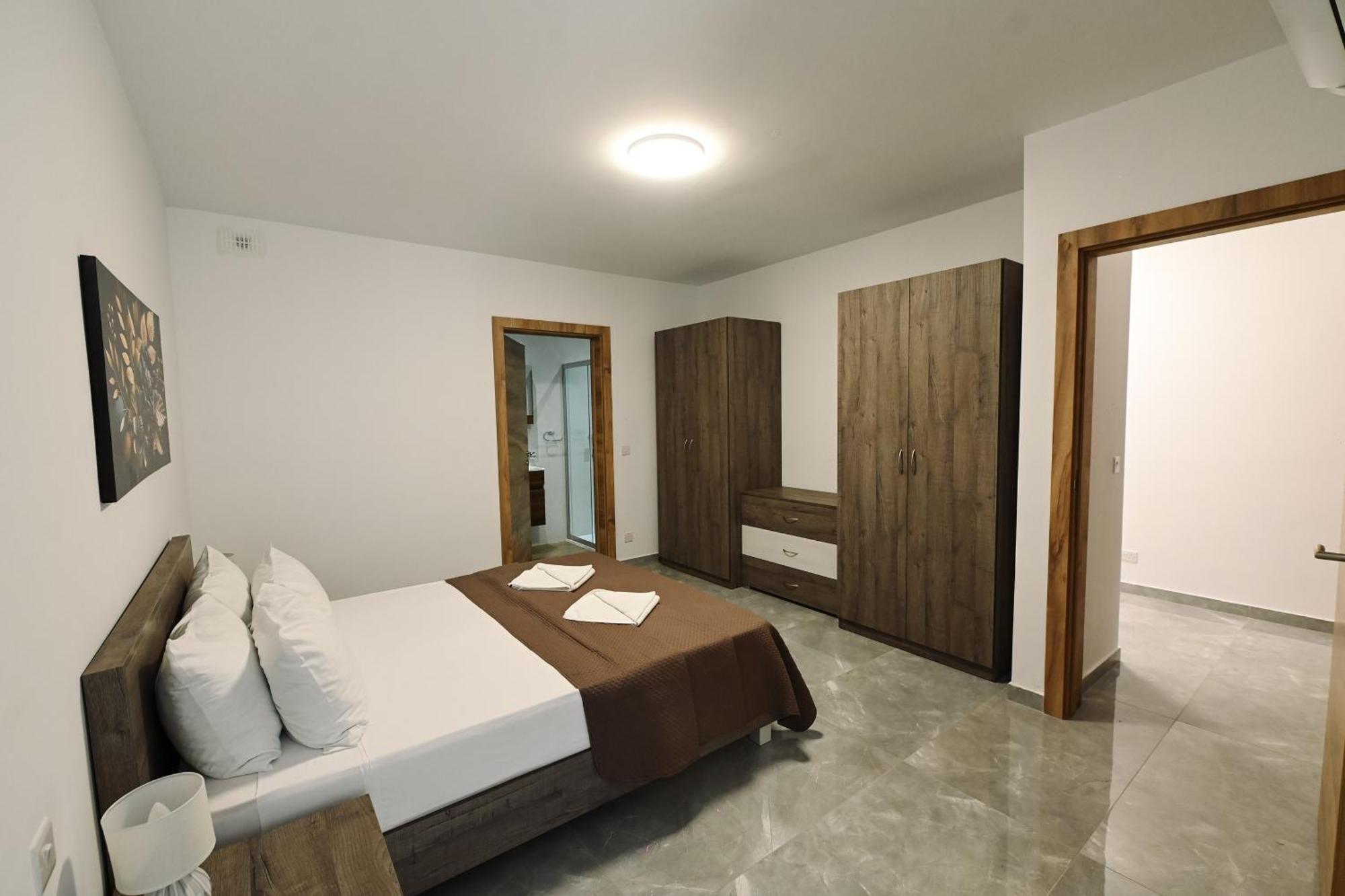 Apartment Cerviola Luxury 3 Bedroom