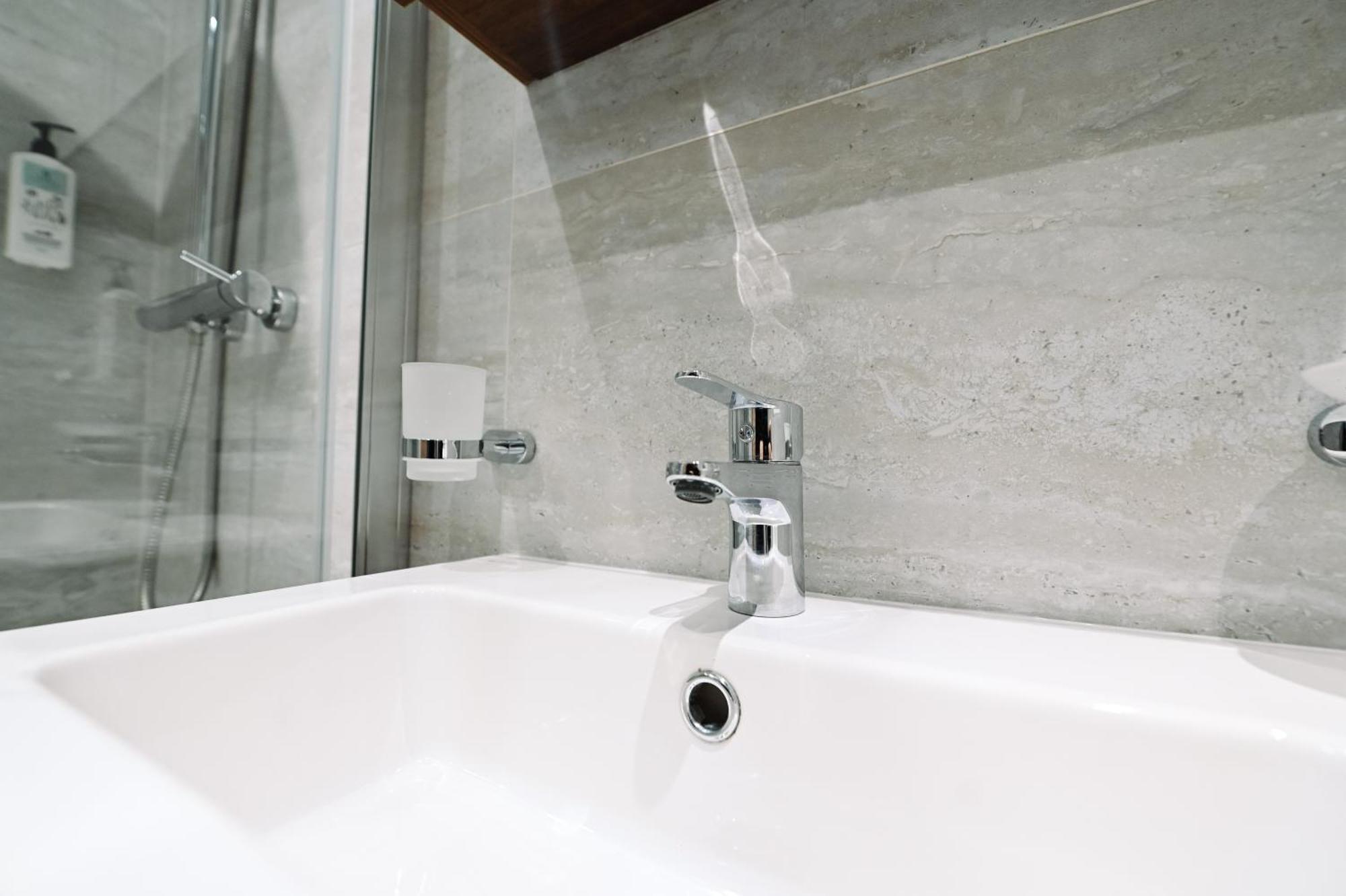 Cerviola Luxury 3 Bedroom Apartment