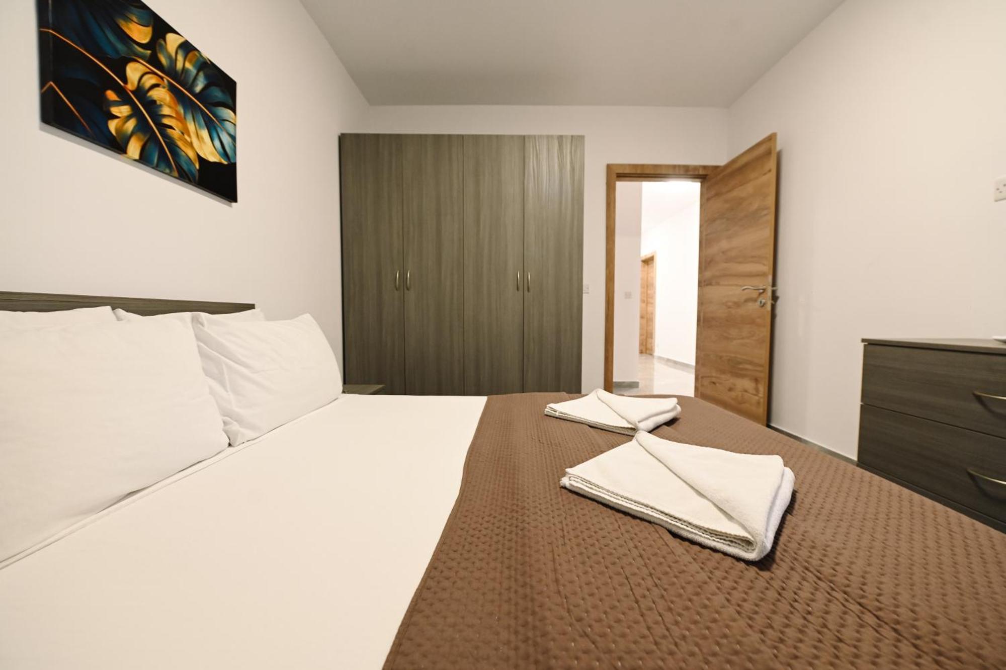 Cerviola Luxury 3 Bedroom